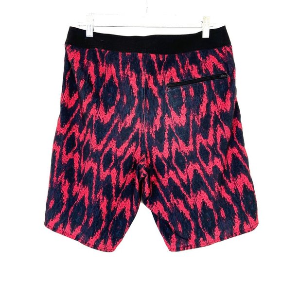 American Eagle Red Printed Board Shorts - Picture 7 of 11